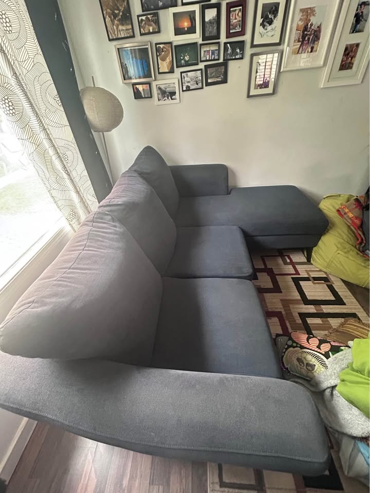 Sectional Couch - photo 2