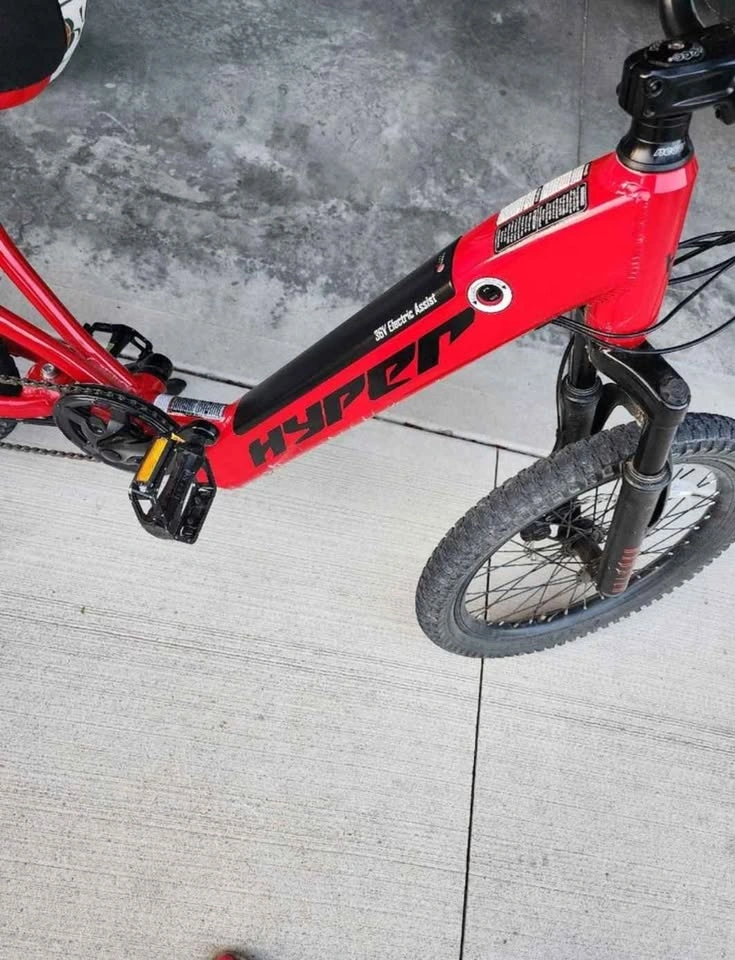 Hyper Radster E-bike - photo 3