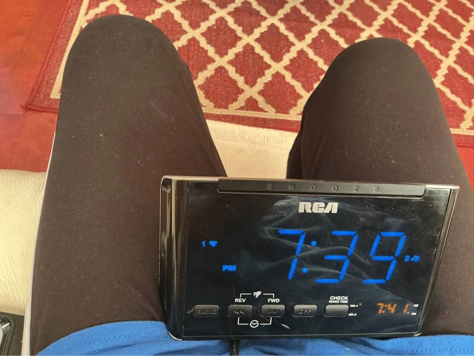 iHome Clock Radio, RCA Alarm Clock, and VTech Cordless Phone - photo 4