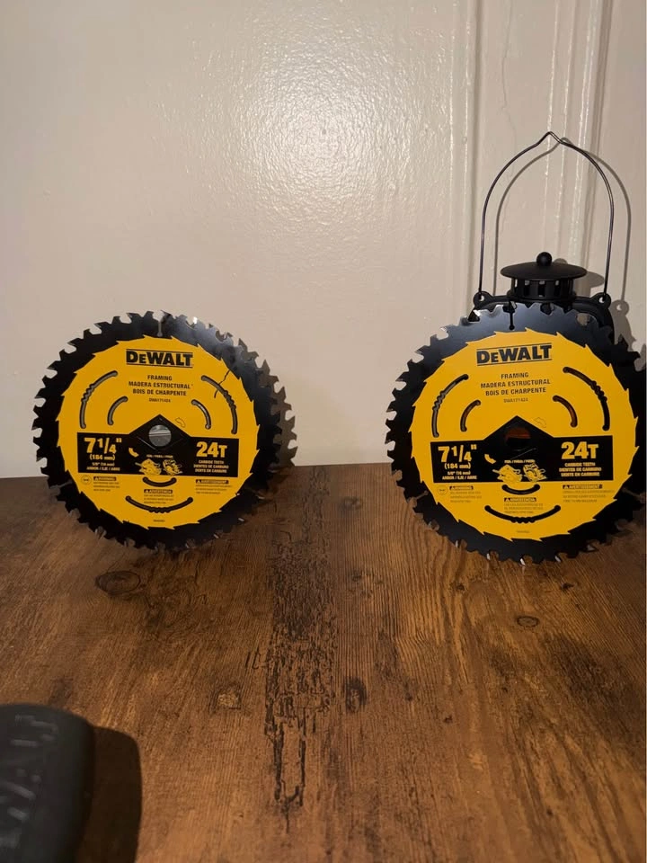 DEWALT 20V/60V XR Brushless 7-1/4" Circular Saw - Brand New - photo 5