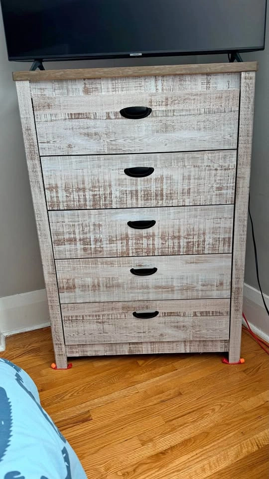 THE BRICK 5-Drawer Chest