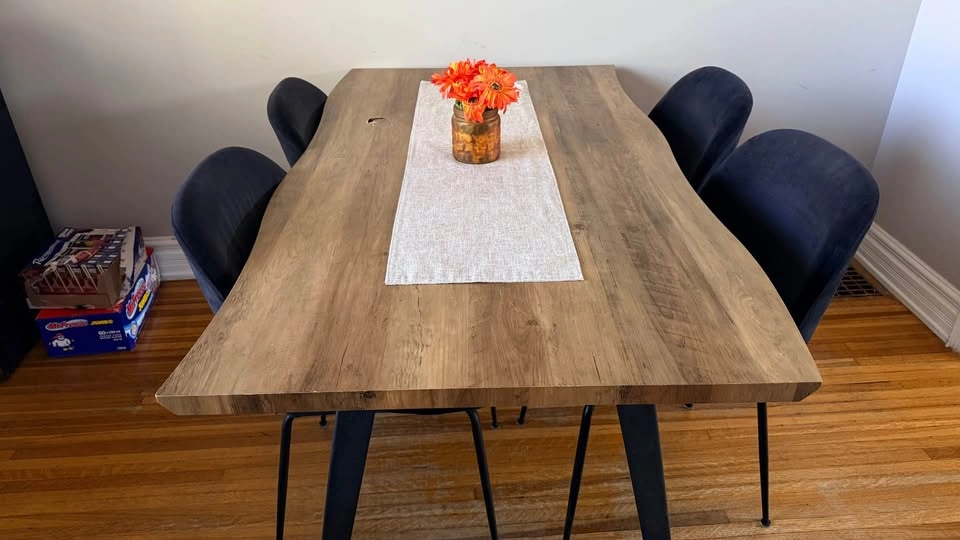 STRUCTUBE - Live Edge Style Dining Table with 4 Chairs - photo 2