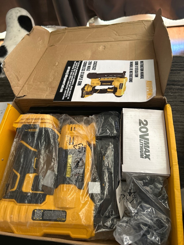 AlloyPower 20V Max 2-in-1 Cordless Brad Nailer & Stapler - photo 3