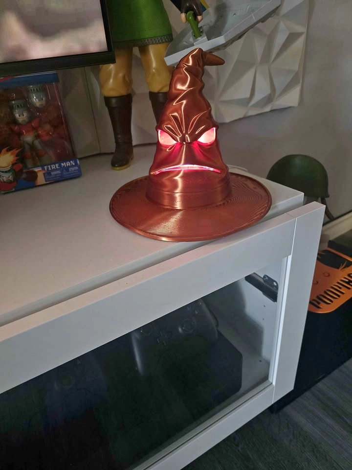 🧙 Light-Up Sorting Hat - Harry Potter