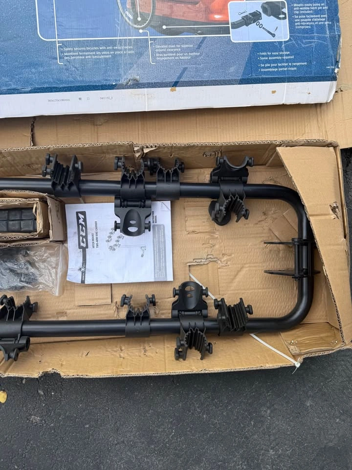 New CCM Bicycle Carrier (4 Bike Capacity) - photo 4