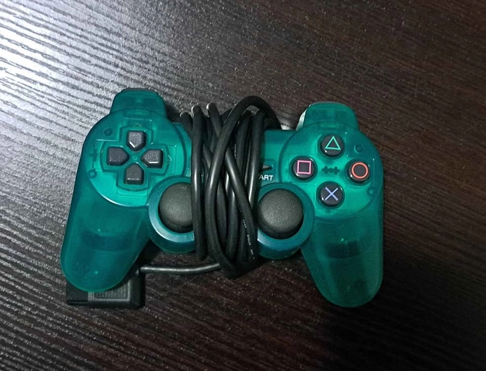 PlayStation 2 like new fully working - photo 4