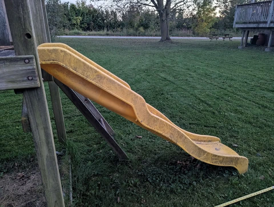 Yellow Plastic Wave Slide - 4ft - photo 5