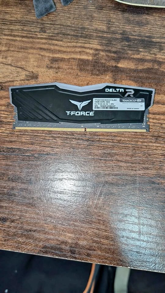 Single 16GB DDR4 3600MHz Desktop RAM Stick (Non-ECC UDIMM)