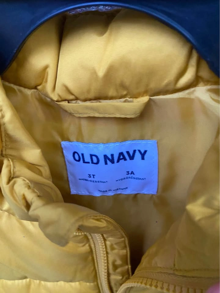 Old Navy Yellow Puffer Vest 3T New - photo 2
