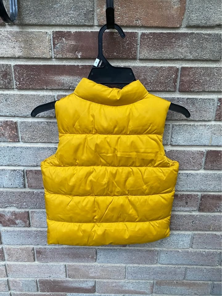 Old Navy Yellow Puffer Vest 3T New - photo 3