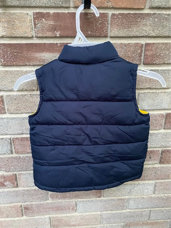 Old Navy Toddler Puffer Vest Size 2T - photo 3