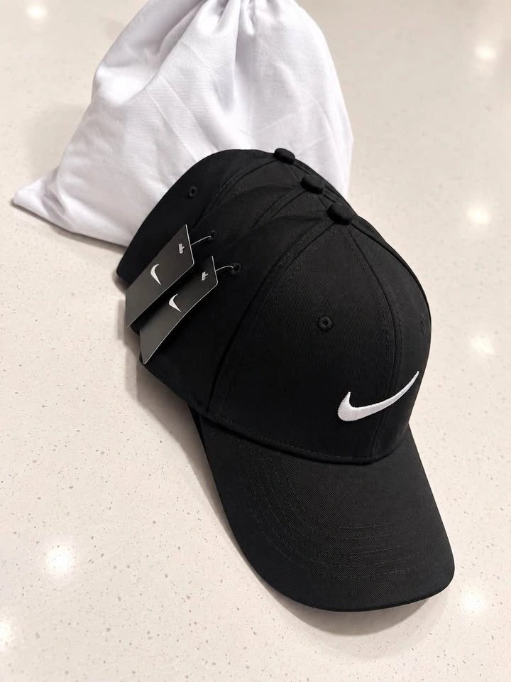 Unisex caps - photo 2