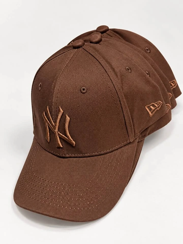 Unisex caps - photo 2