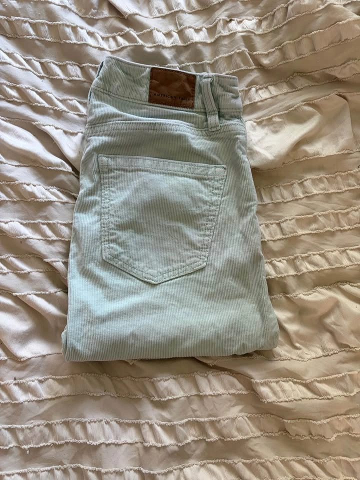Women’s American Eagle Corduroy Pants - photo 2