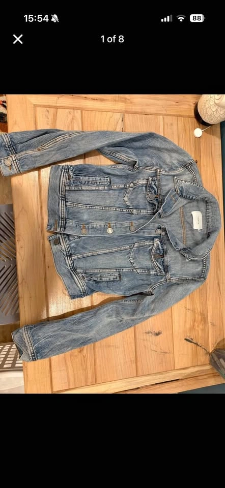 Women’s Jean Jacket