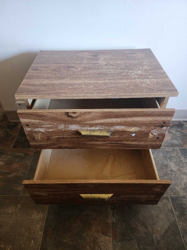 Vintage 1987 Wooden Night Table - photo 3