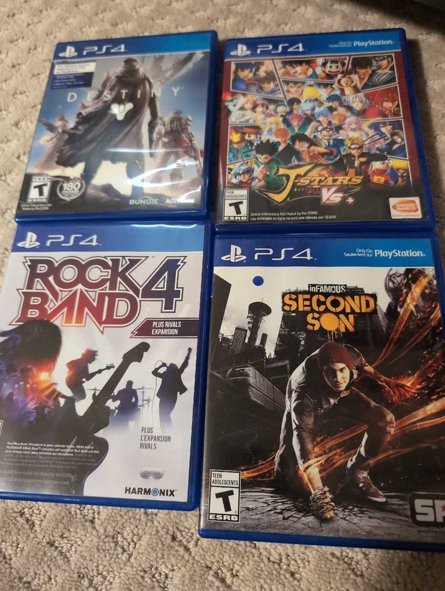 PlayStation 4 Console and Games - photo 2