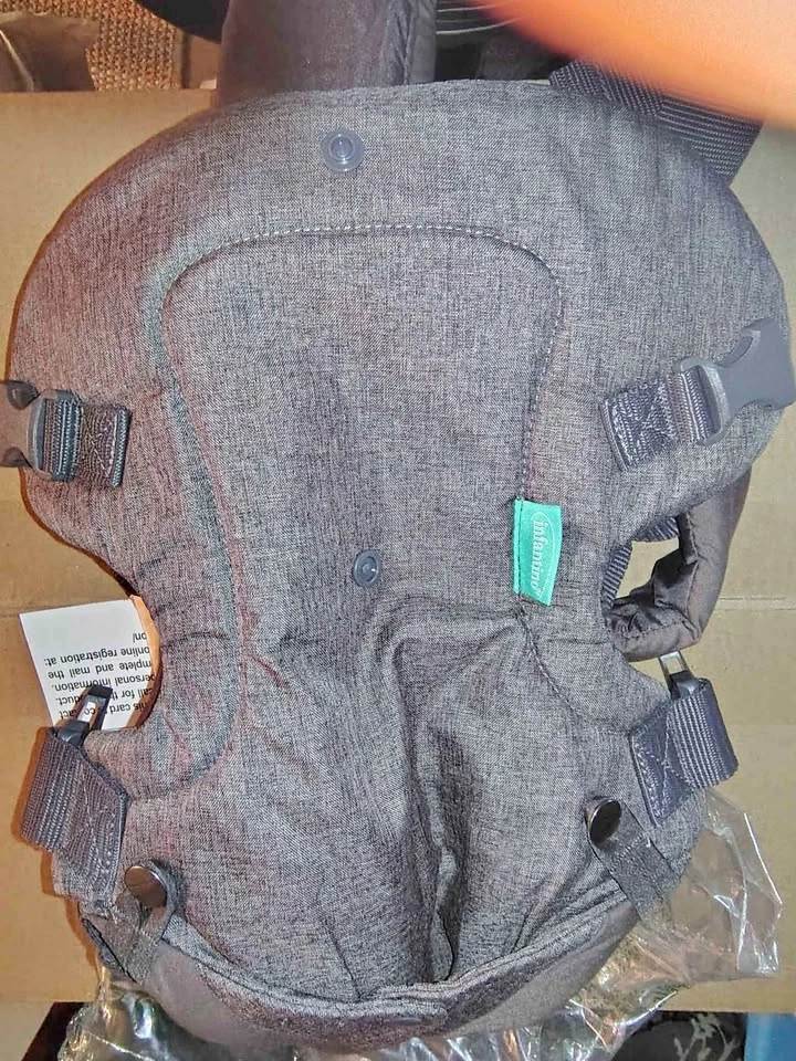 Infantino Flip Advanced 4-in-1 Baby Carrier (Gray)