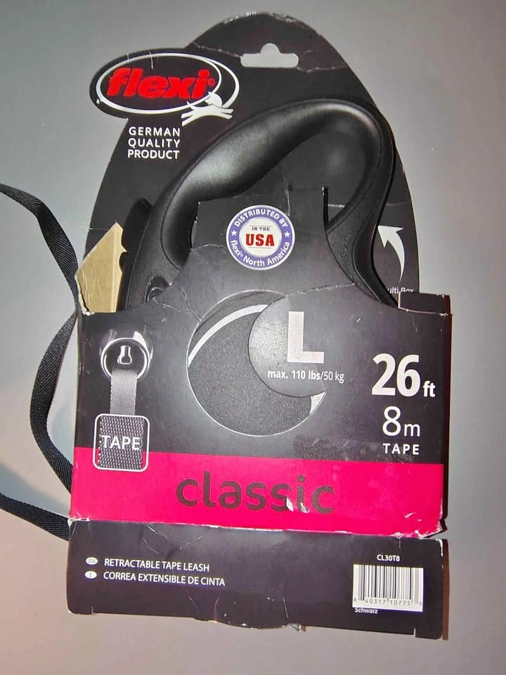 Flexi Classic Retractable Tape Dog Leash (Large, 26 ft)