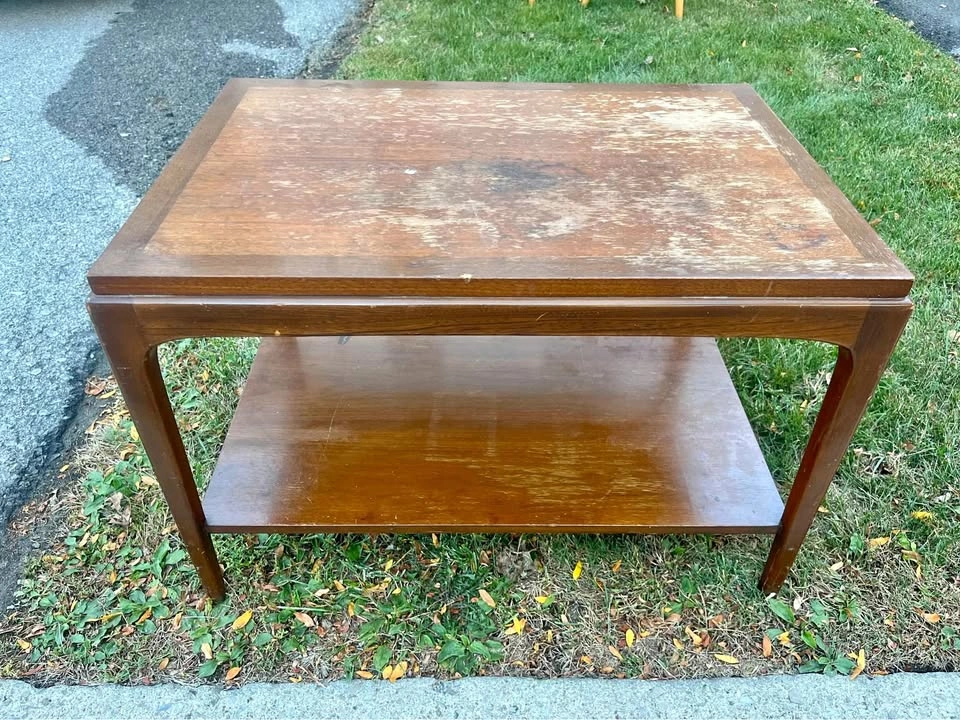 FREE CURB ALERT: Vintage Mid-Century Coffee Table