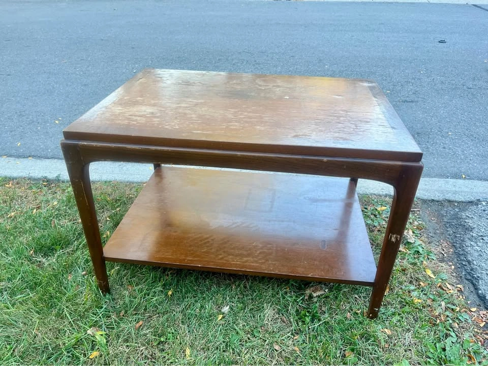 FREE CURB ALERT: Vintage Mid-Century Coffee Table - photo 2