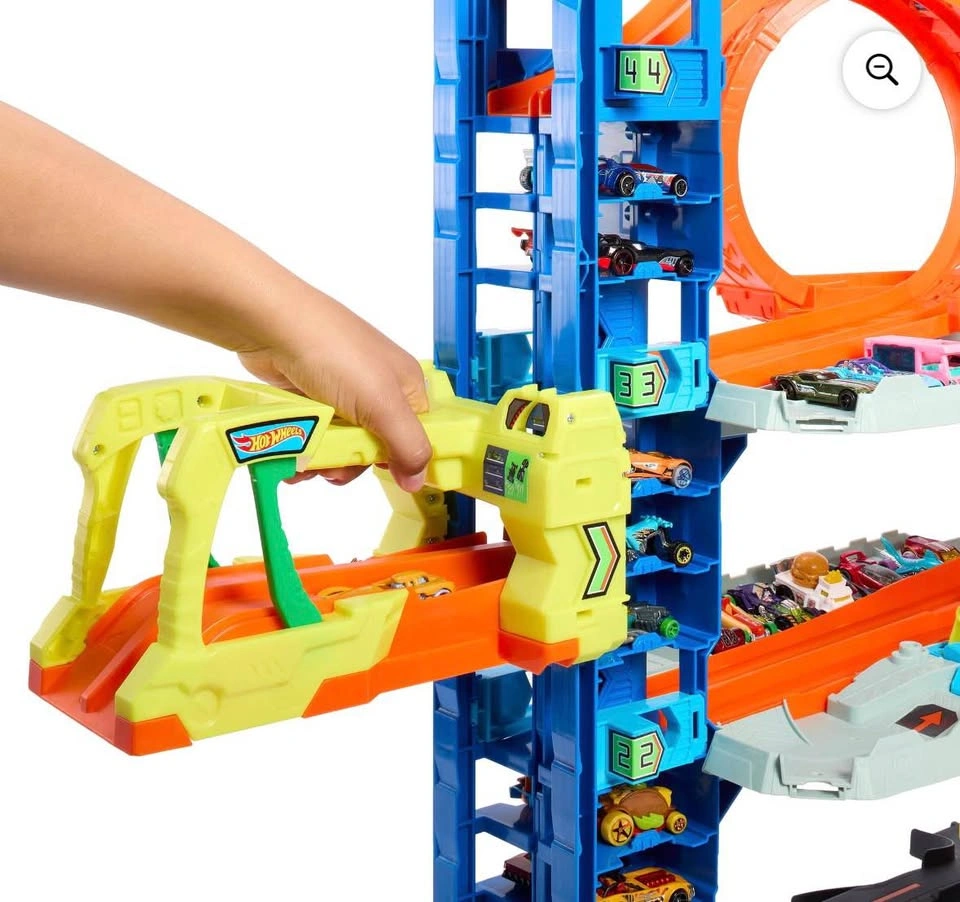 Brand New Hot Wheels Ultimate Garage - photo 3