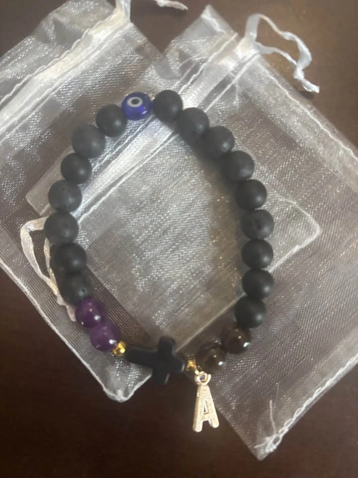 ✨ Matte Black Faith + Initial Charm Bracelet — $25 - photo 4