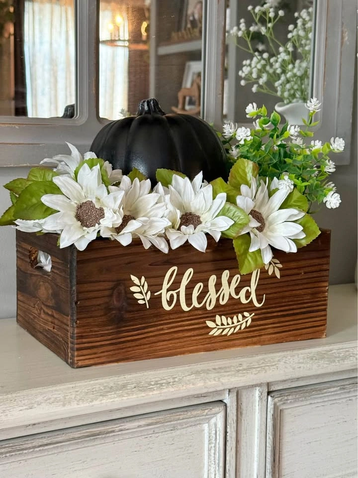 Blessed Pumpkin Centerpiece Box - photo 2