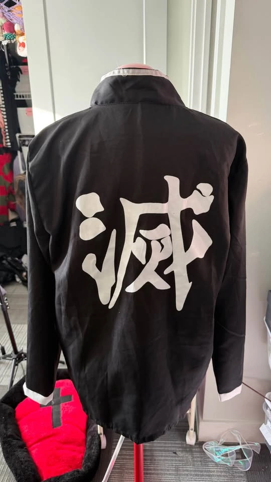 Demon Slayer uniform shirt - Asian 2XL - fits M/L - photo 2