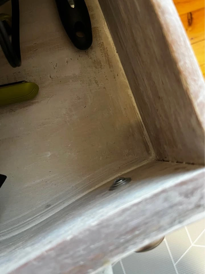 White-Washed Antique Serpentine Dresser - photo 3