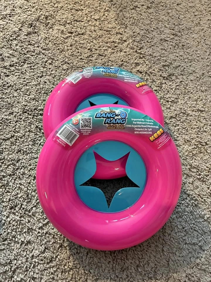 Kess Bang-O-Rang Flying Discs – Set of 4 for $10