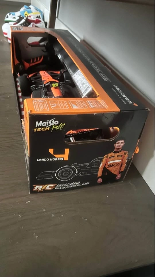 F1 remote control race car Christmas present - photo 3