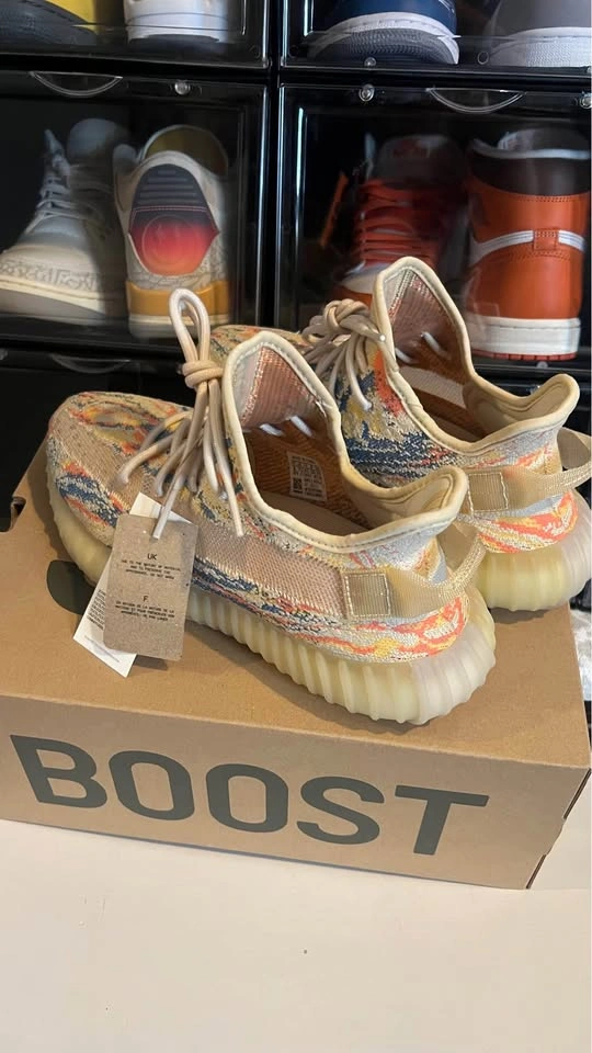 Yezzys 350 V2 MX Oat - photo 2