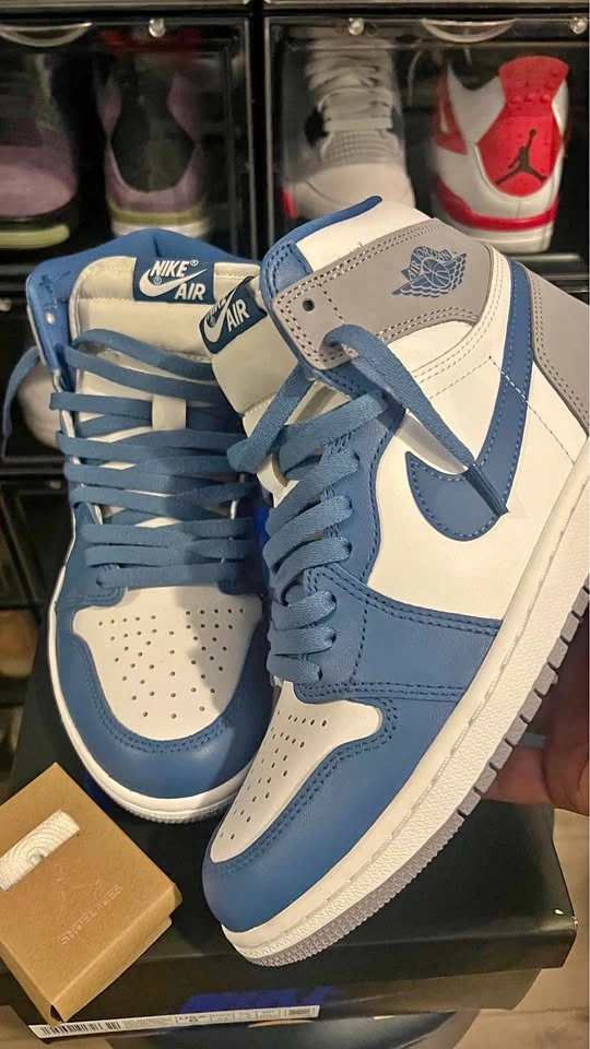 Jordan 1 true blue