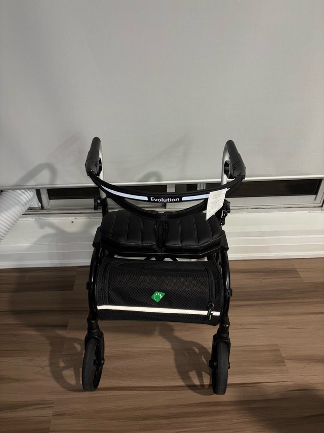 Evolution Trillium Rollator Walker Type3 - photo 3