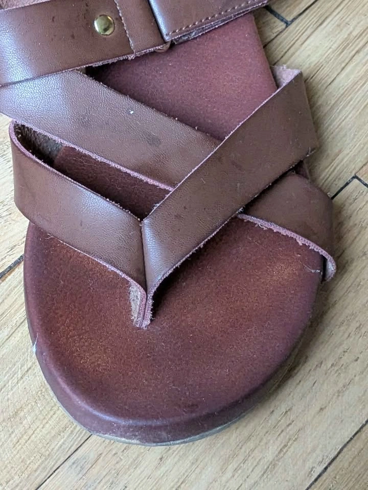 MIA Amore Genuine Leather Sandals Women’s Size 8 Brown - photo 3