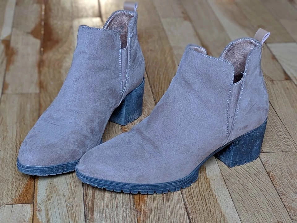 Dr. Scholl’s Women’s Size 8M Taupe Chelsea Ankle Boots