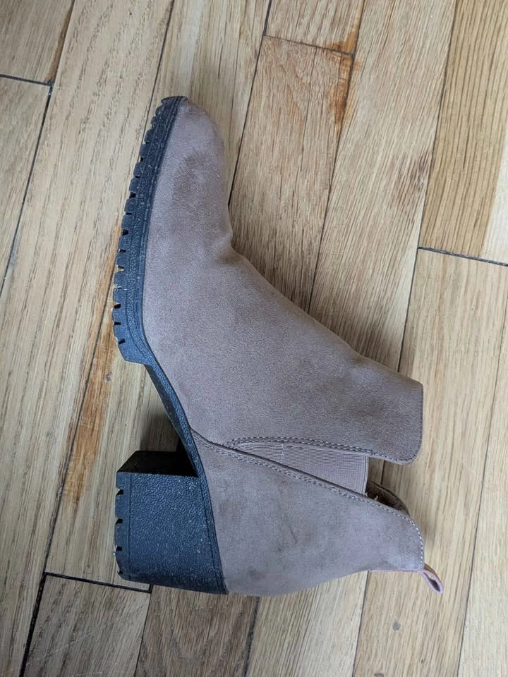 Dr. Scholl’s Women’s Size 8M Taupe Chelsea Ankle Boots - photo 3