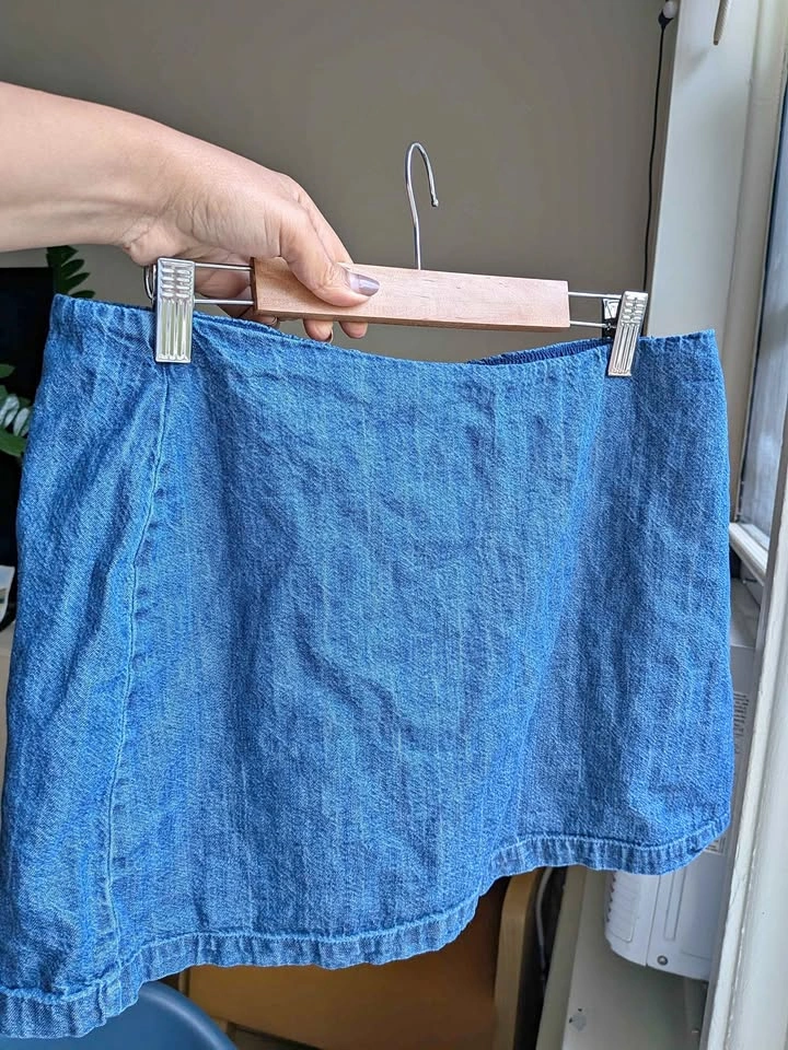 Old Navy Pull-on Denim Skort Size S Built-In Shorts Blue