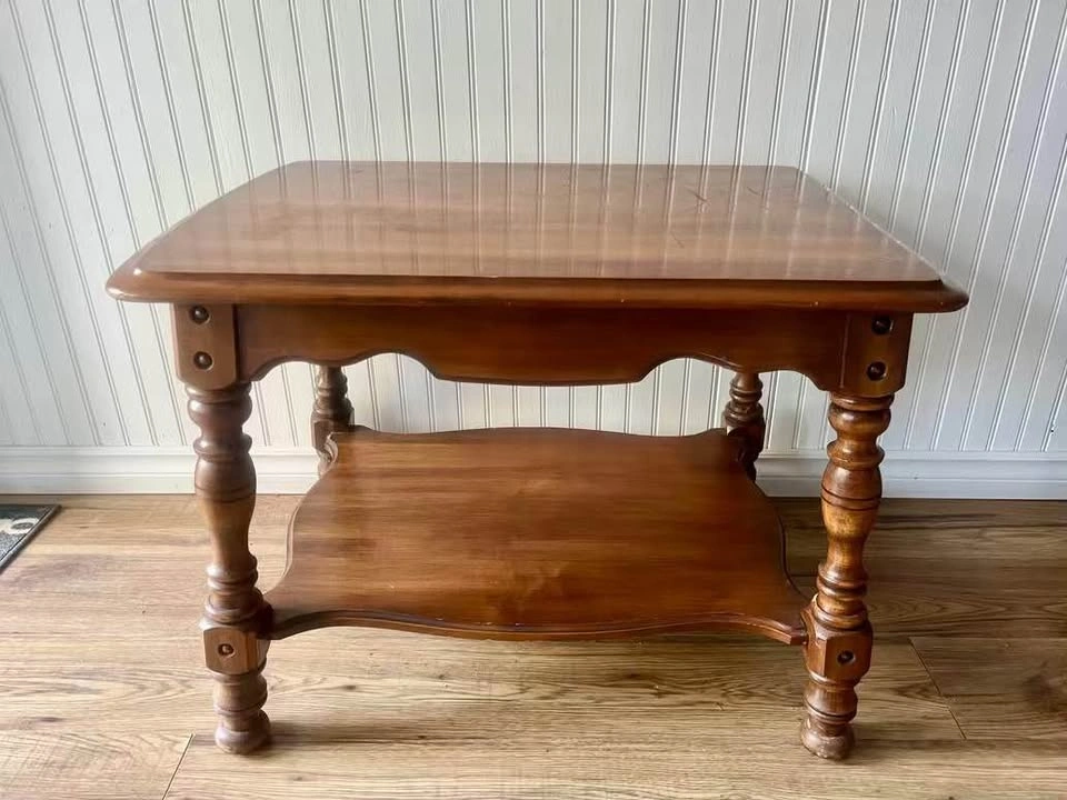 Vintage Solid Wood Colonial Spindle Side Table / End Table - photo 2
