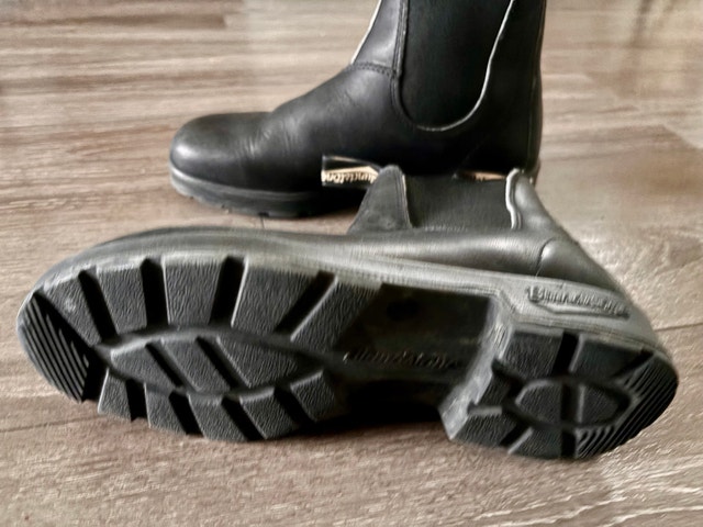 BLUNDSTONE Boots Women’s Size 8 US - photo 2
