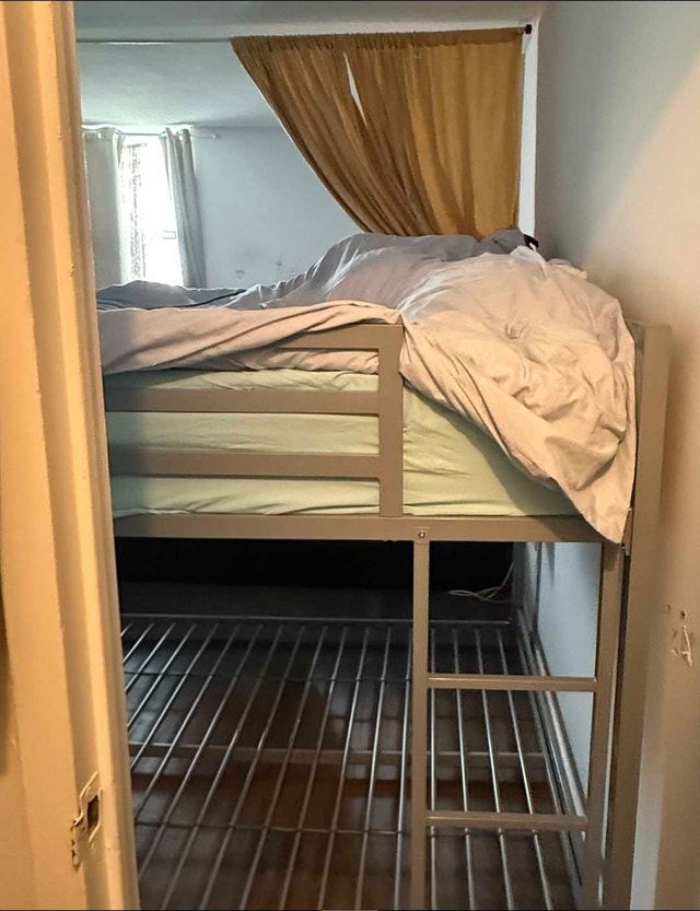 Bunk Bed - Double/Full - photo 4