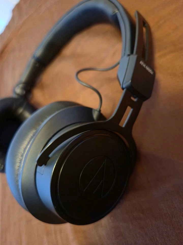 Audio-Technica ATH-M60x On-Ear Studio Headphones - photo 3