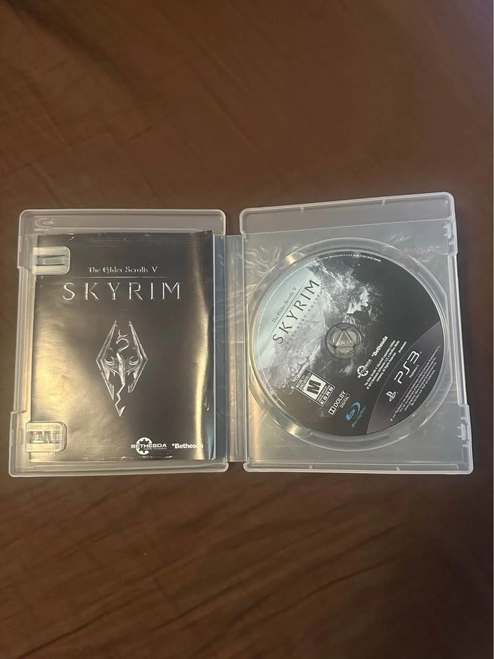 The Elder Scrolls V: Skyrim - Legendary Edition (PS3) - photo 2