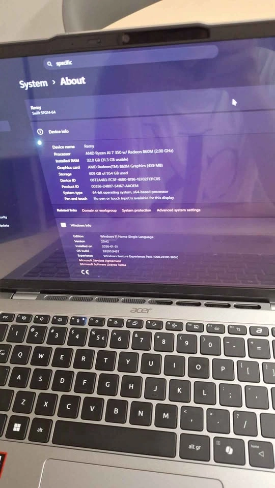 Selling Acer Laptop - photo 5