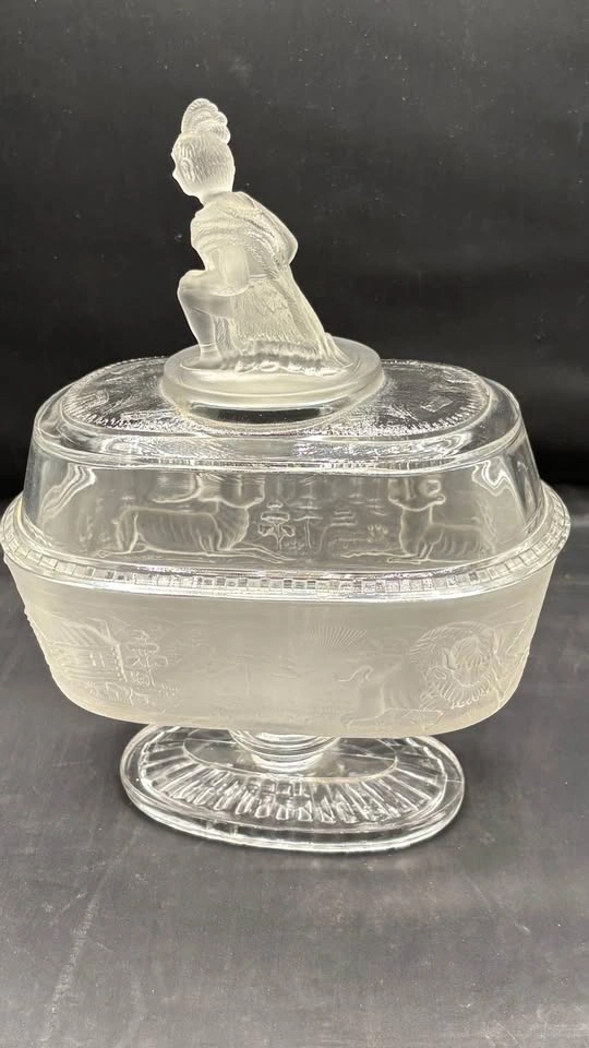 Authentic 1878 EAPG Westward Ho! Covered Compote - photo 2