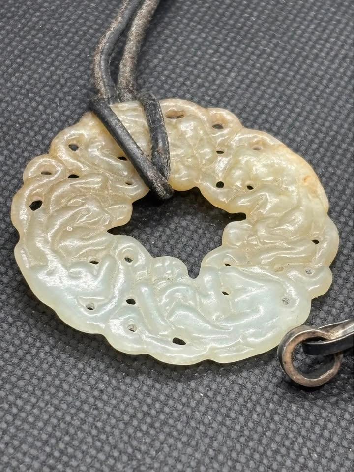 Vintage Hand-Carved Natural White Nephrite Jade Dragon Bi Disc P - photo 2