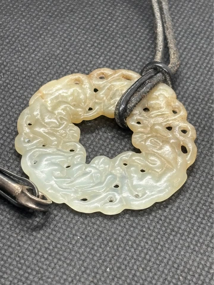 Vintage Hand-Carved Natural White Nephrite Jade Dragon Bi Disc P - photo 3