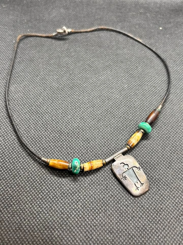 Vintage Sterling Silver Petroglyph Pendant Necklace