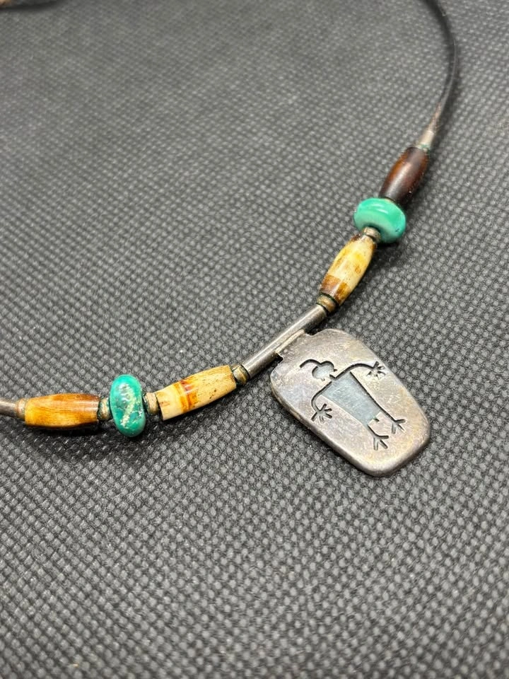 Vintage Sterling Silver Petroglyph Pendant Necklace - photo 2